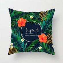 Load image into Gallery viewer, Fuwatacchi Leaf Scenery Printed Pillow Cover