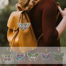 Load image into Gallery viewer, Butterfly Diamond Painting Key Chain