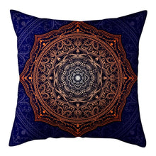 Load image into Gallery viewer, Floral Nordic Cushion Cover