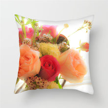 Load image into Gallery viewer, Romantic Flower Oil Painting Cushion Cover