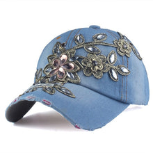 Load image into Gallery viewer, Baseball Cap With Flower Canvas