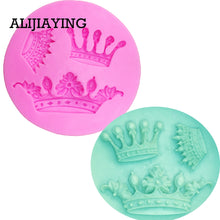 Load image into Gallery viewer, Crown Shape Silicone Mold